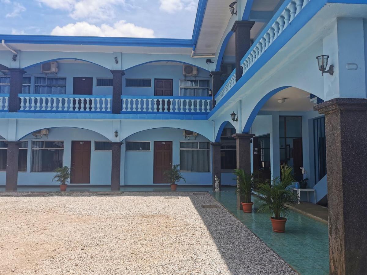 Hotel Y Restaurante El Marino Санта Круз Екстериор снимка
